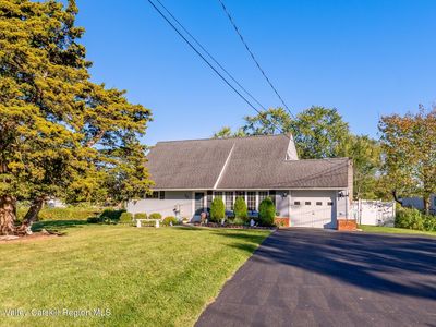20 Meadowbrook Drive
