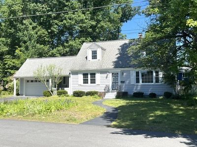 110 Longmeadow Dr