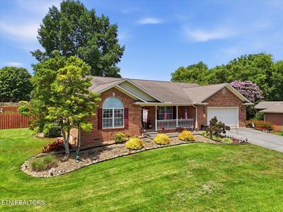 421 Sweet Briar Dr