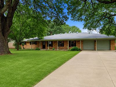 17535 Country Club Dr