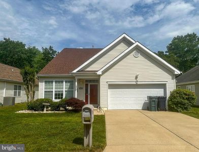 90 Briarwood Dr