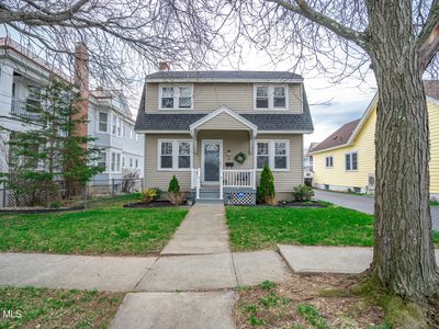 Property at 58 Woodrow Court, Troy, NY