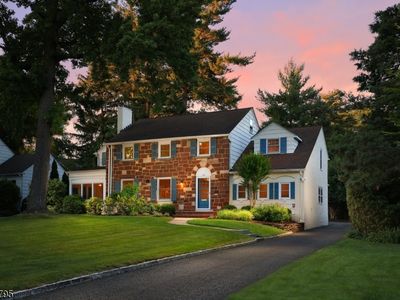 220 Wychwood Road