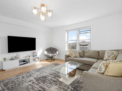 245 Bronx River Road #6F