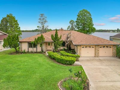 247 S Lake Pansy Dr