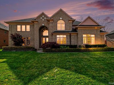 6929 Dakota Dr