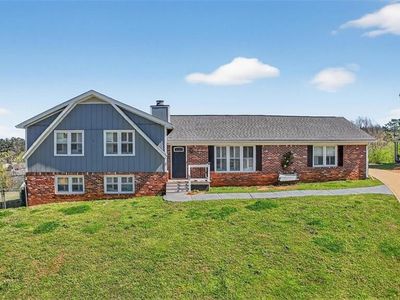 3 Berkshire Ln NE