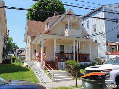 90 Franklin Street