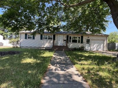 23 Perkins St