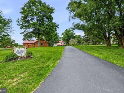 49 Rolling Green Ln