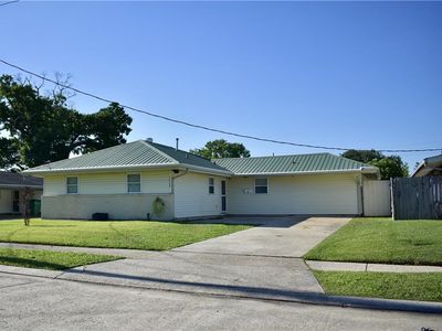 5048 Page St
