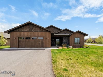 203 Wickwire Way