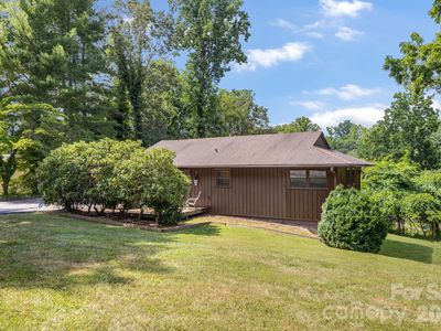 63 Baker Pl