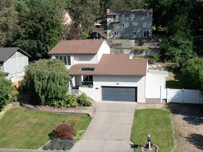 9522 N Loganberry Ct