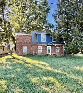 984 Lexington Rd