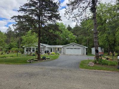 N2146 Hillcrest Ln
