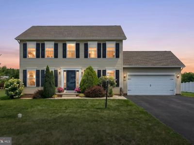 220 W Crest View Ln