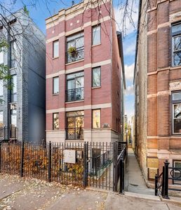2216 N Hamilton Ave #3