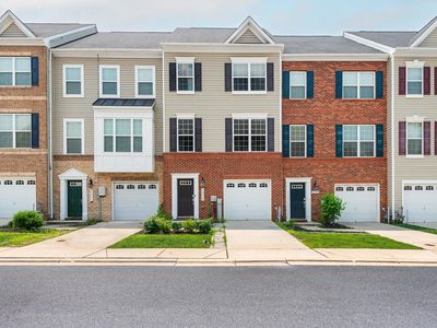 1317 Hawthorn Dr