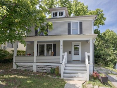 317 Massie St