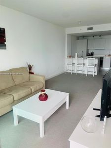 501 NE 31st St Unit 804
