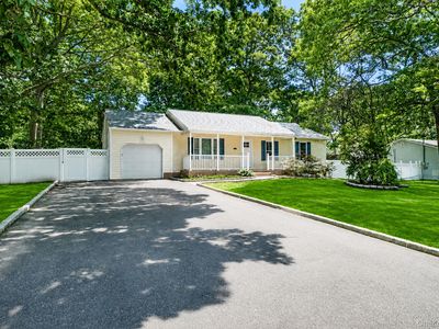 25 Heston Road