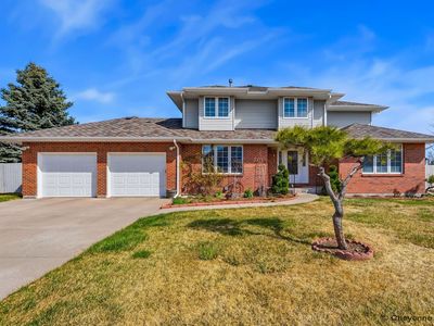818 Brittany Dr