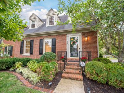 1025 Chinoe Rd