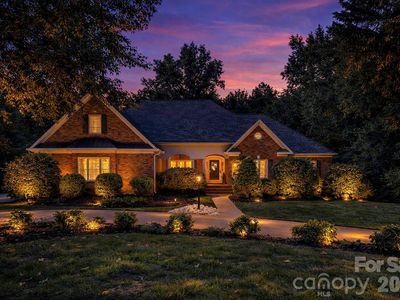675 Heather Dr