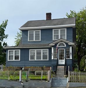 25 Laurel Street