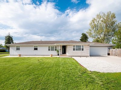 2605 W Richwoods Blvd