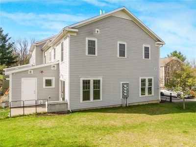 141 Holly Creek Ln