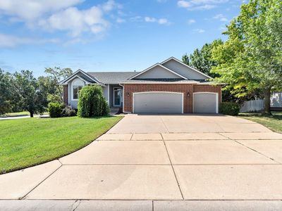 2303 N Regency Lakes Ct