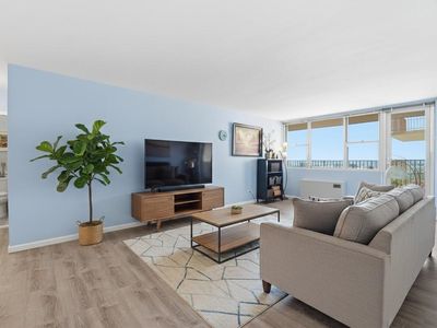 6040 Boulevard East #26J