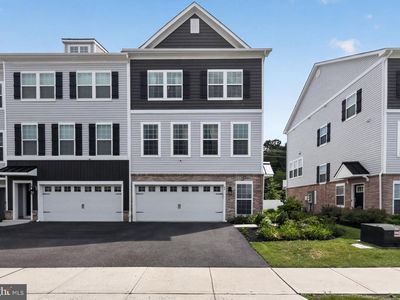 Property at 40 Autumn Park Dr, Medford, NJ