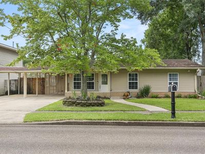 Property at 237 Citrus Rd, River Ridge, LA