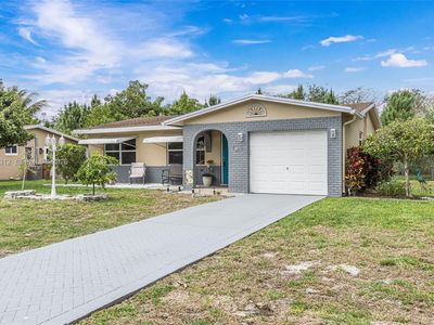 4871 NW 13th Ave