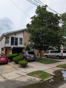 653 Hylan Blvd