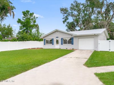 2312 SILVER LAKE Drive