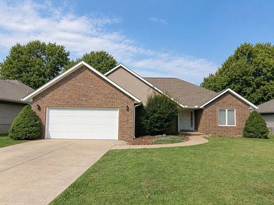 303 N Laurel Ln
