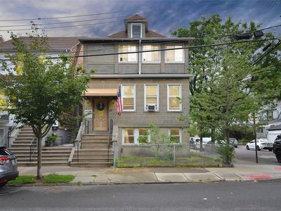 3070 Lasalle Avenue