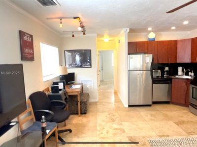 1856 NE 46th St APT F8