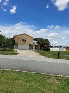 8139 Laurel Tree Dr