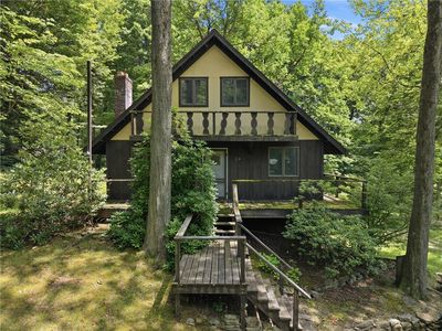3109 Lake Rd