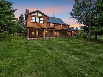 2555 Brown Deer Rd