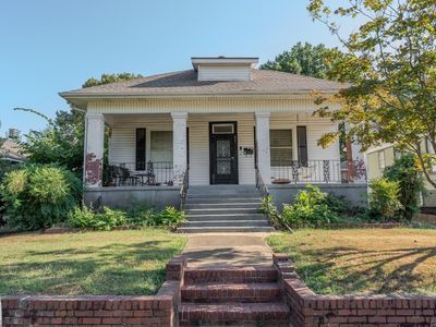 517 Warner Ave