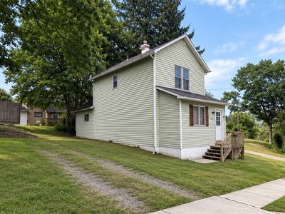 274 Andrew St