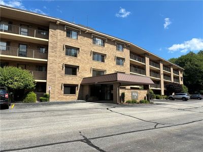 650 E Greenwich Ave APT 3-305