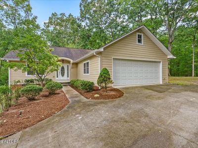 272 Woodhaven Dr