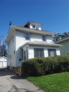 566 Lexington Ave